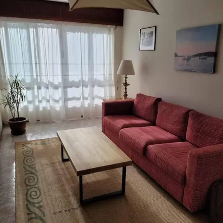 Primera Linea Lateral Playa Silgar サンシェンショ